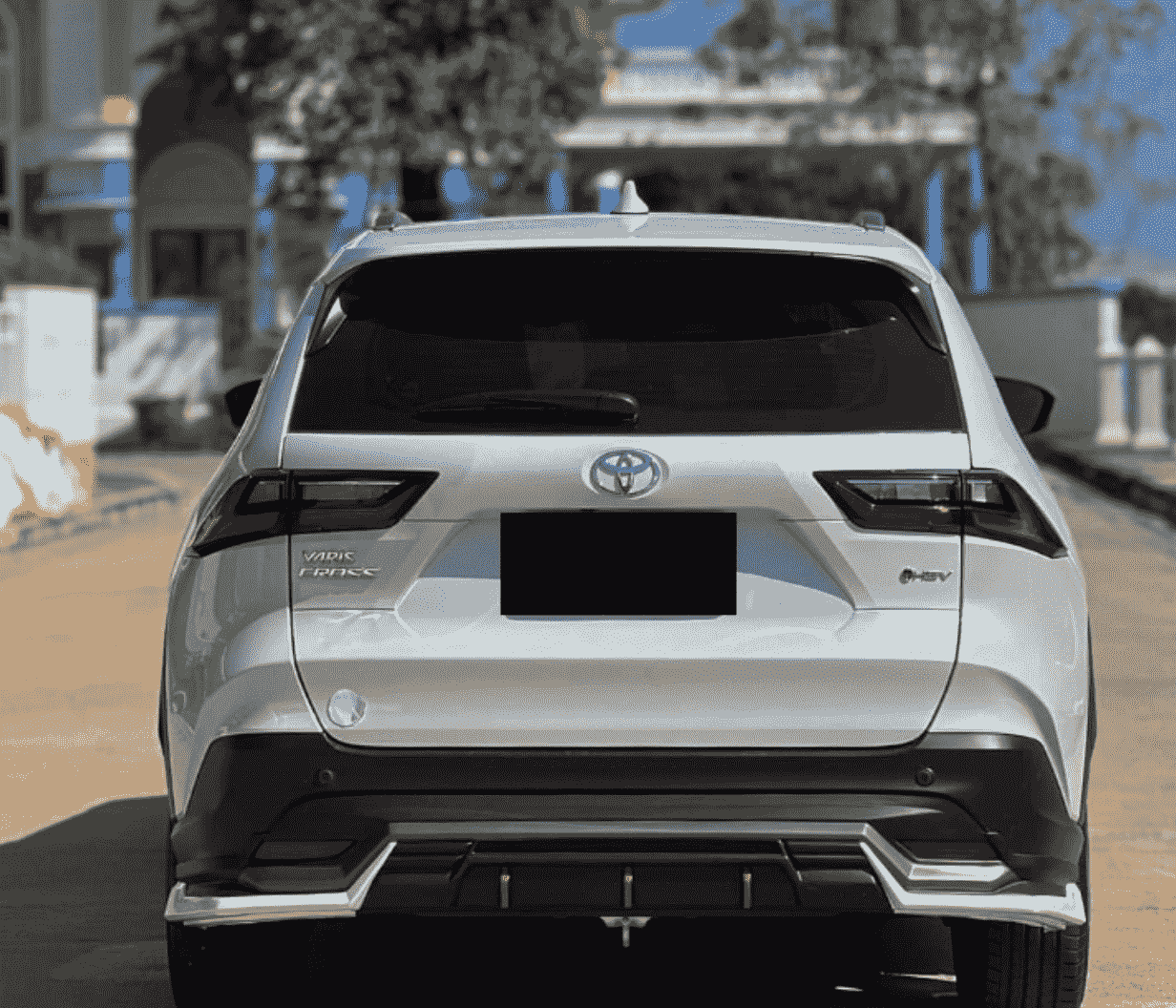 Xevaban.com ở 214 Giải Ph&oacute;ng l&agrave; đơn vị chuy&ecirc;n cung cấp phụ kiện oto, đồ chơi oto,&nbsp;đồ chơi yaris cross,&nbsp;phụ kiện yaris cross, xevaban, 214 giải ph&oacute;ng, bodykit rider yaris cross, độ bodykit yaris cross, bodykit rider.